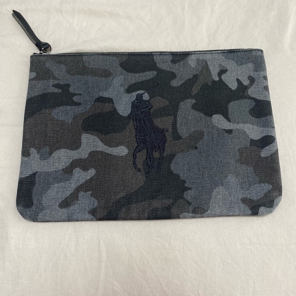 BRAND NEW Polo clutch bag! Super Cute! - Picture 1 of 2